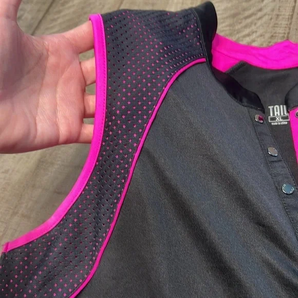 Tail Louisa Sleeveless Mini Mock Golf Shirt SUGAR RUSH with coordinating skort. - Picture 3 of 12
